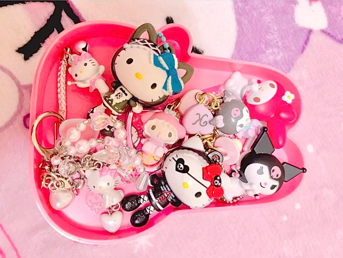 クラシック ヴィンテージ ハローキティ キティストラップ ゴスロリ パンク ゴシック ダラリ イージー 地雷系 ストラップ