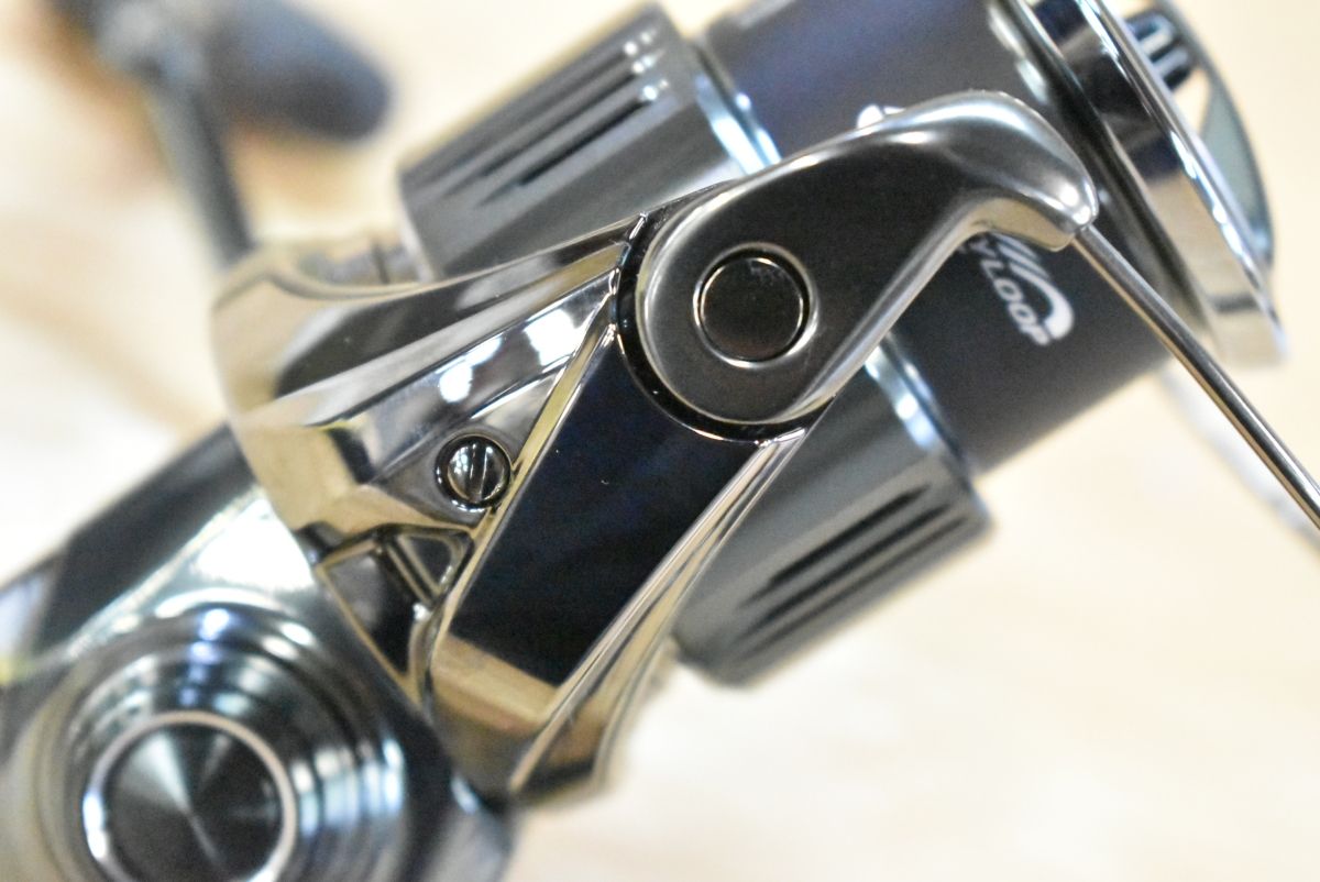 シマノ 22 ステラ 3000MHG SHIAMNO STELLA スピニングリール エギング チニング シーバス タチウオ ロックフィッシュ