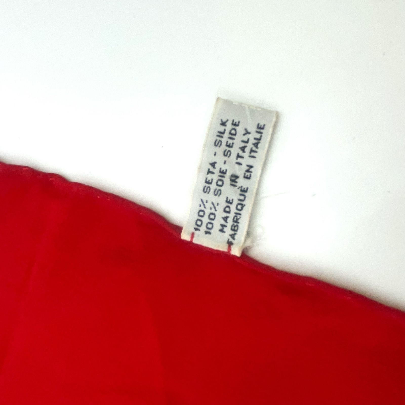 アイボリー×レッド