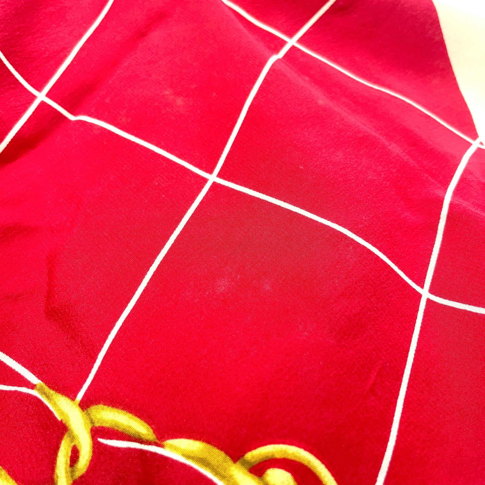 アイボリー×レッド スカーフ