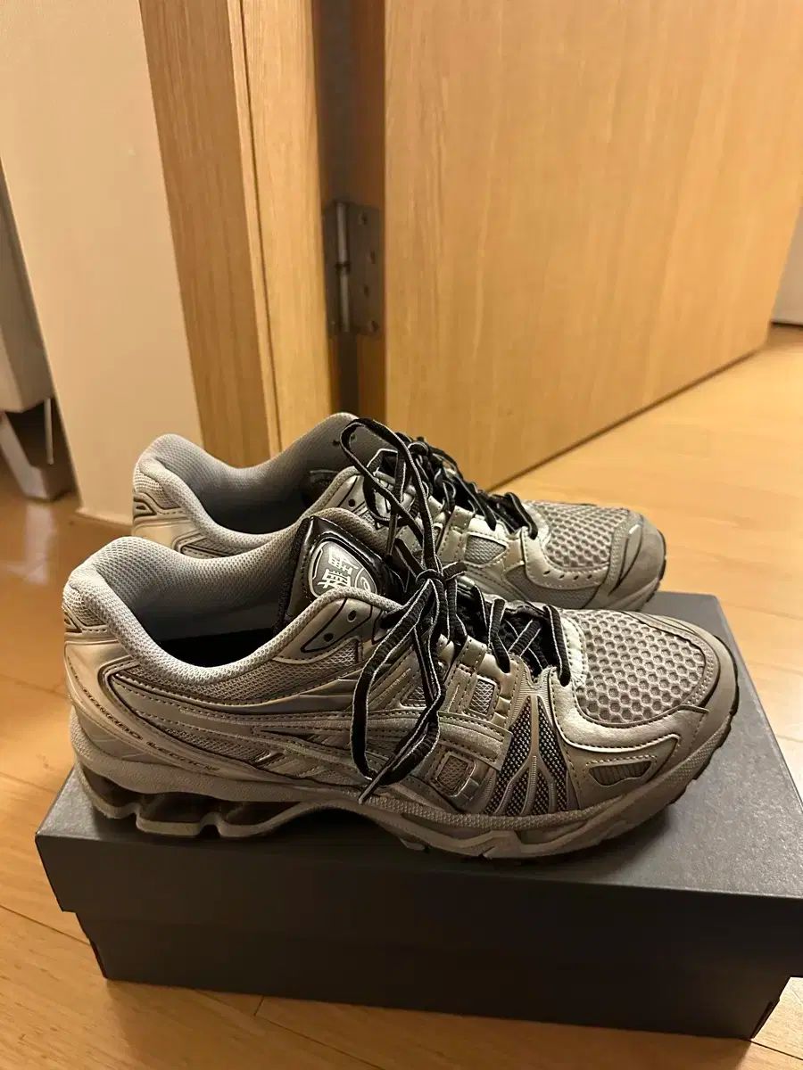 アシックス ゲル カヤノ レガシー ピュアシルバー