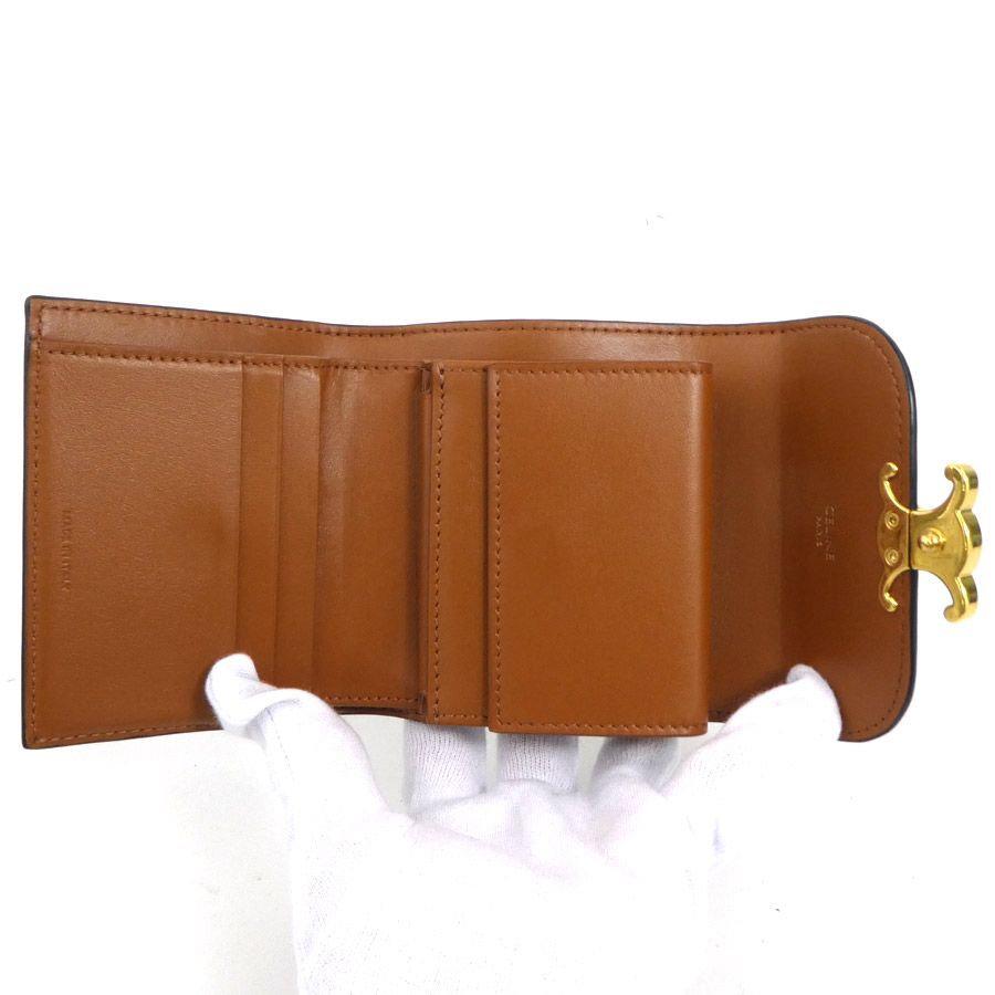 三つ折り財布 トリオンフ