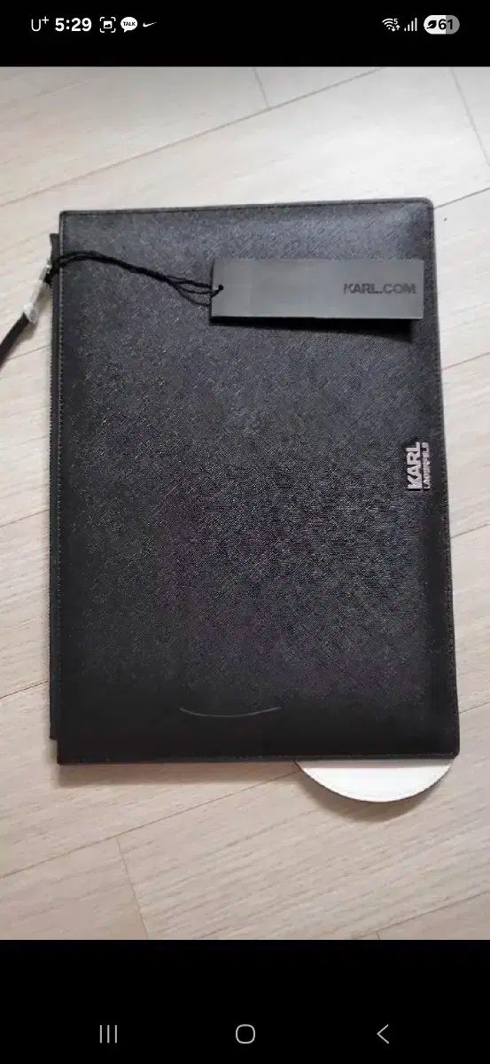  カールラガーフェルド K Ikonik クラッチバッグ クラッチバッグ バッグ