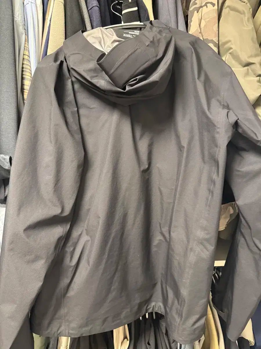 ARC TERYX アークテリクス ベータ ジャケット メンズ M ブラック