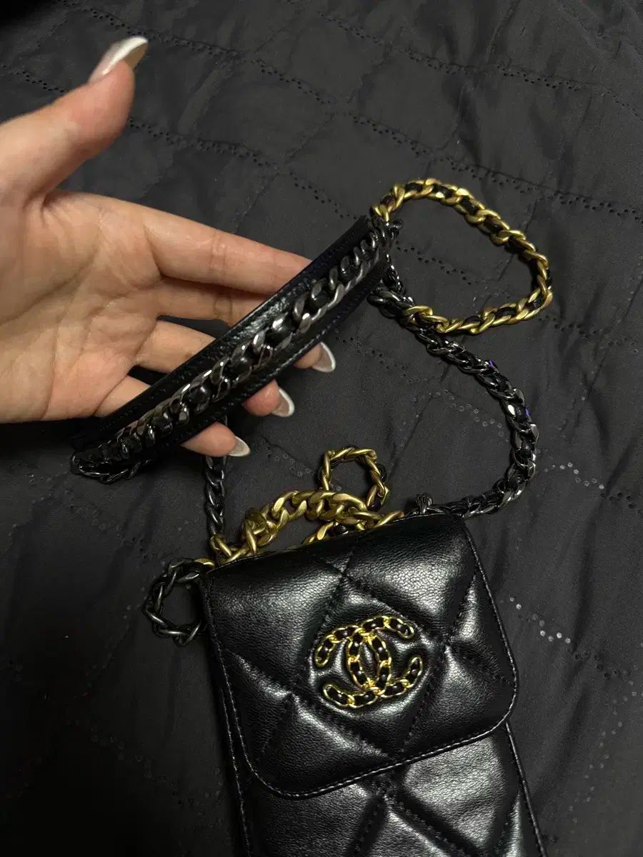 シャネル WOC 19バック ナインティーンバック 携帯ホルダークロスバック チェーンバッグ ap1773 30番台