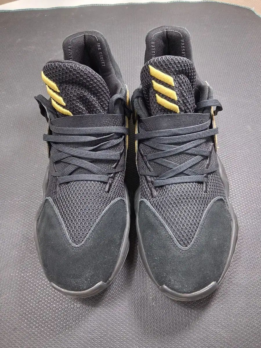 アディダス ハーデン Vol 4 ブラック GOLD 275 290