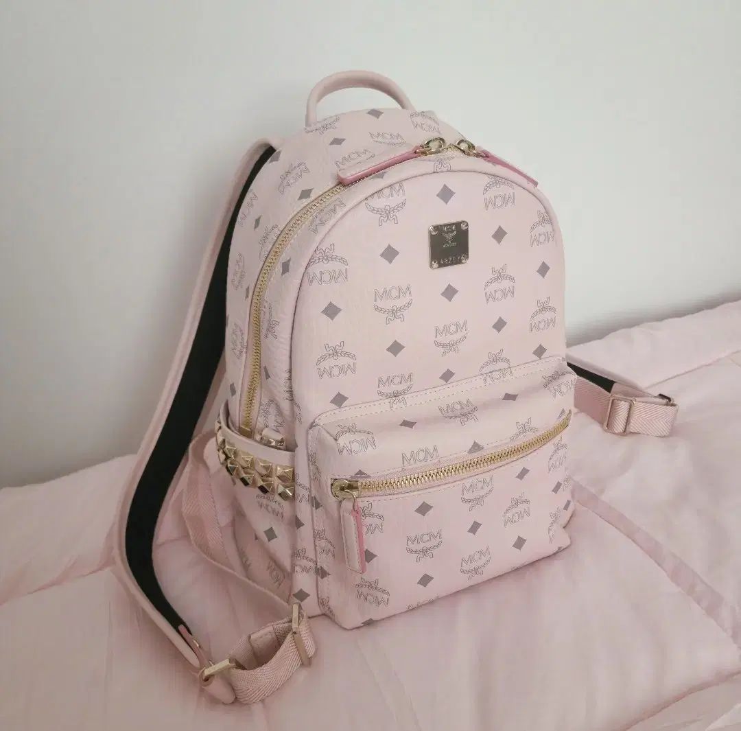 MCM パウダーピンク バックパック ホルダーO