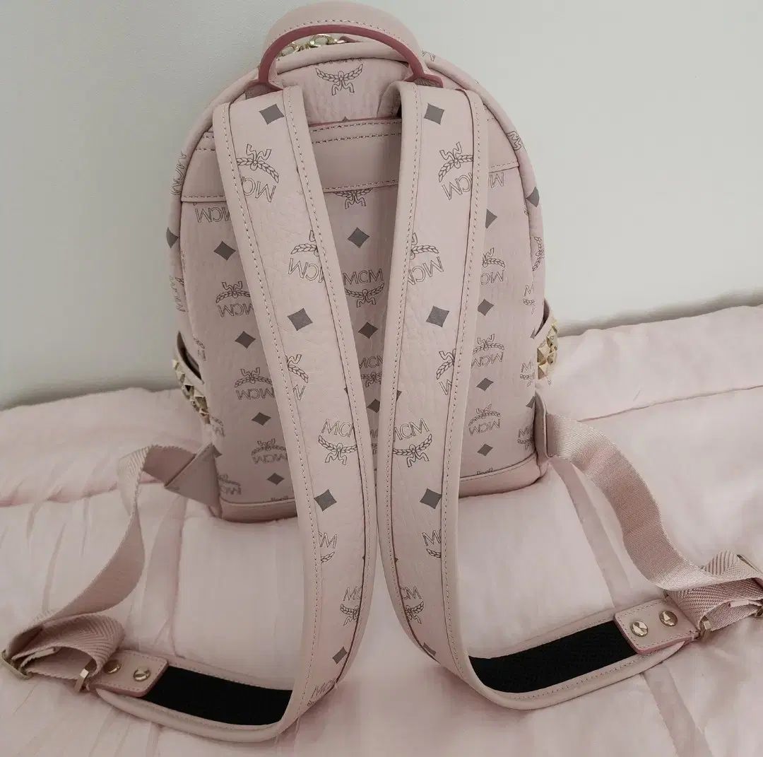 MCM パウダーピンク バックパック ホルダーO