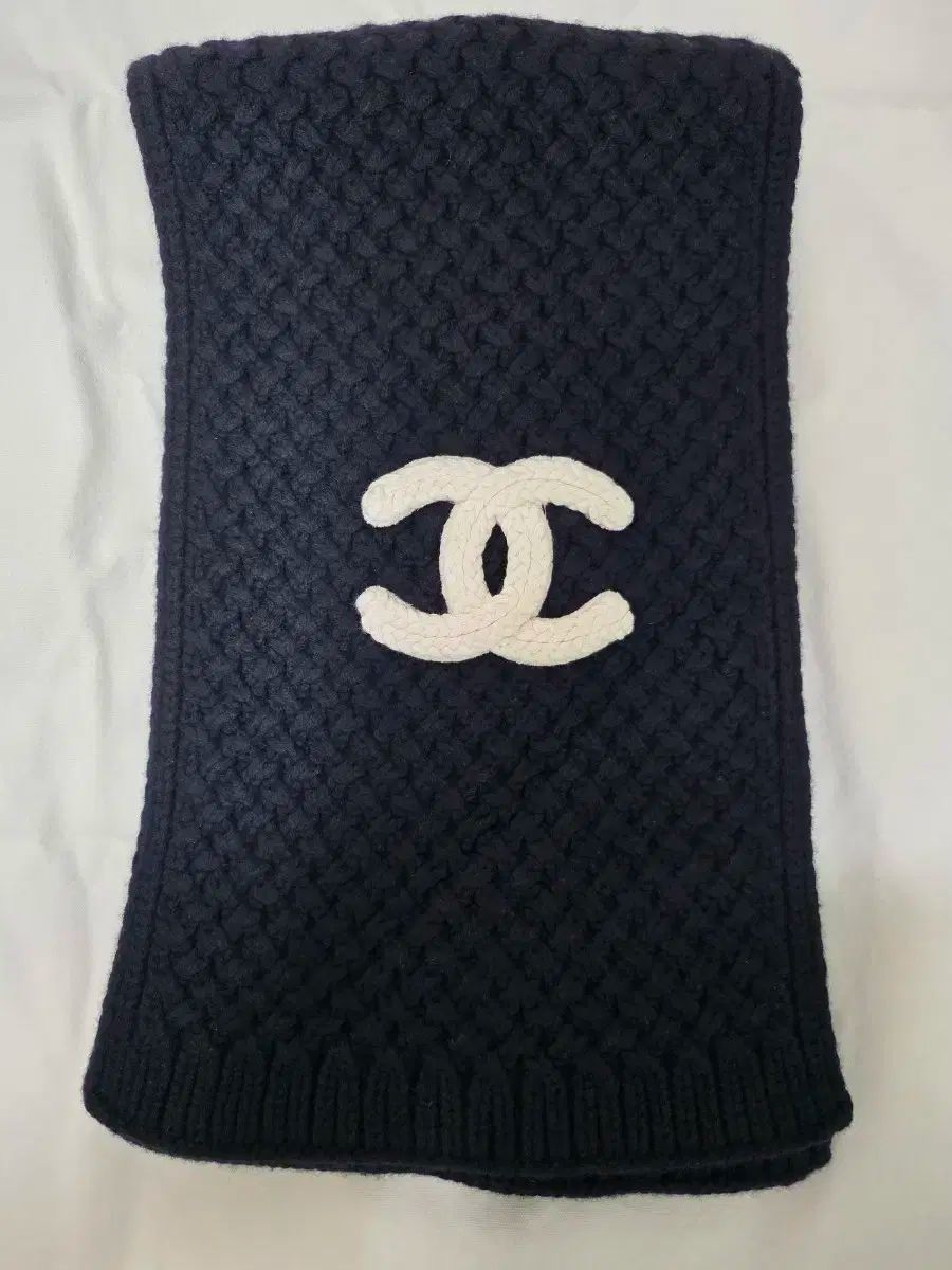 シャネル カシミア ロゴ マフラー