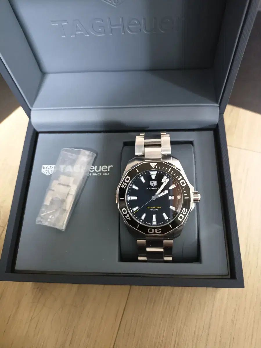 タグ ホイヤー アクアレーサー 43mm クオーツ