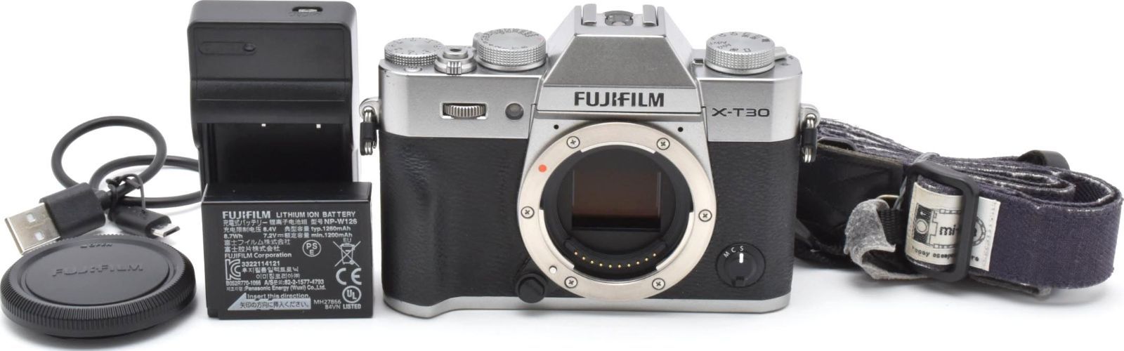 K07 7008B 93 フジフイルム FUJIFILM X-T30 II ボディ 富士フイルム ショット数 24 093回