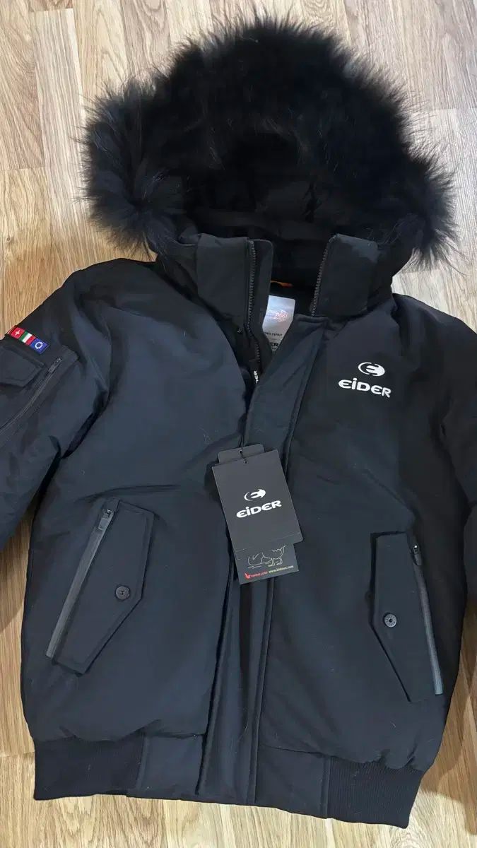 アイダー ストゥーキー ブラック ダウン m サイズ