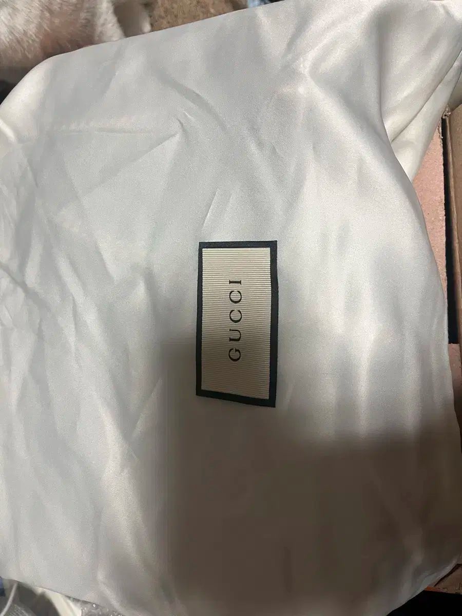 グッチ インターロッキング ブラック チェーン ショルダーバッグ