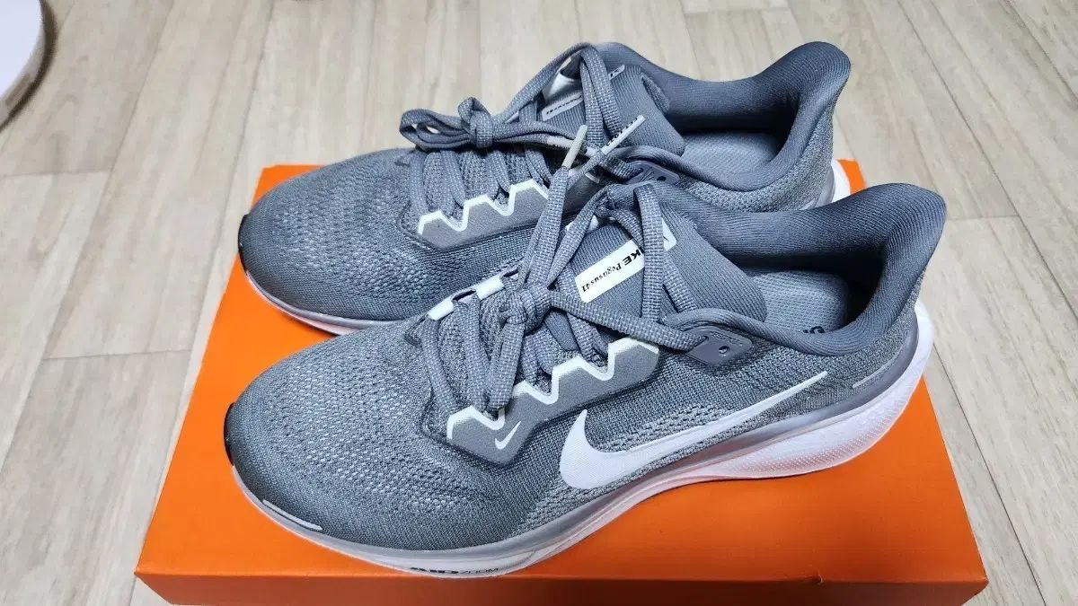 ナイキ ペガサス41 クール グレー 260サイズ