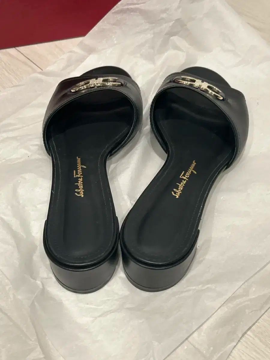 ミュール スリッパ