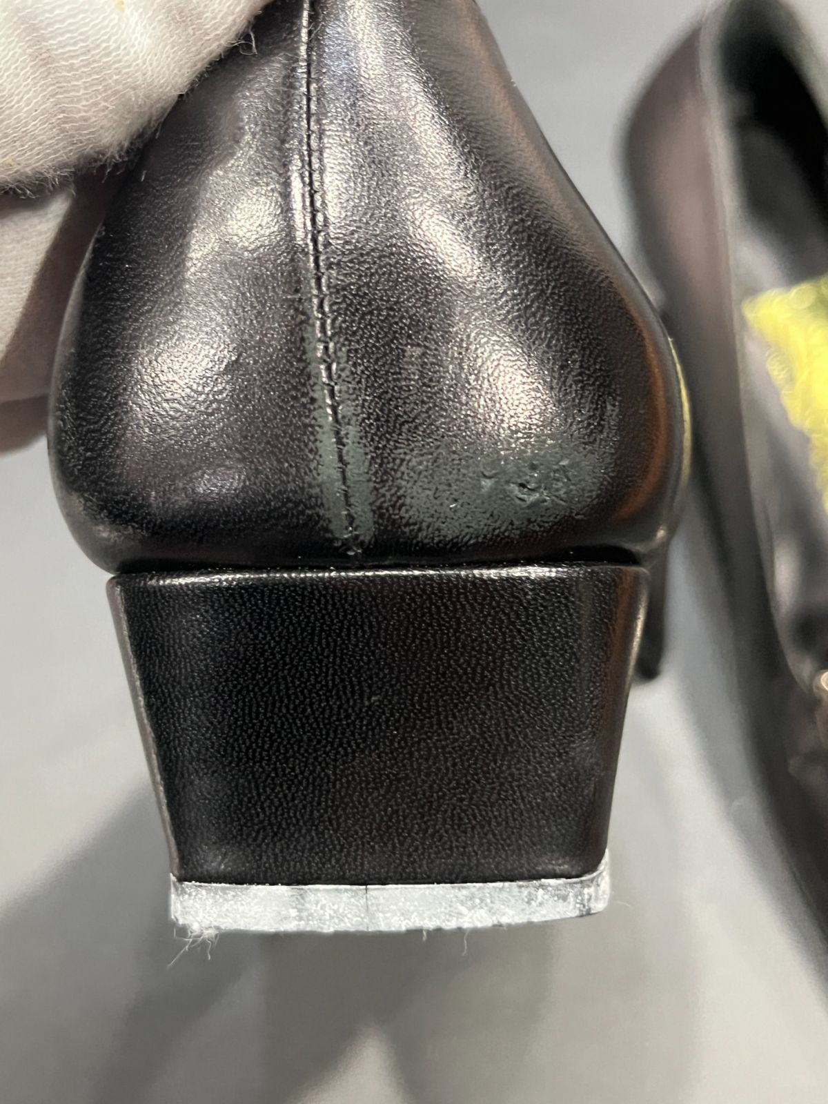 サルヴァトーレフェラガモ パンプス