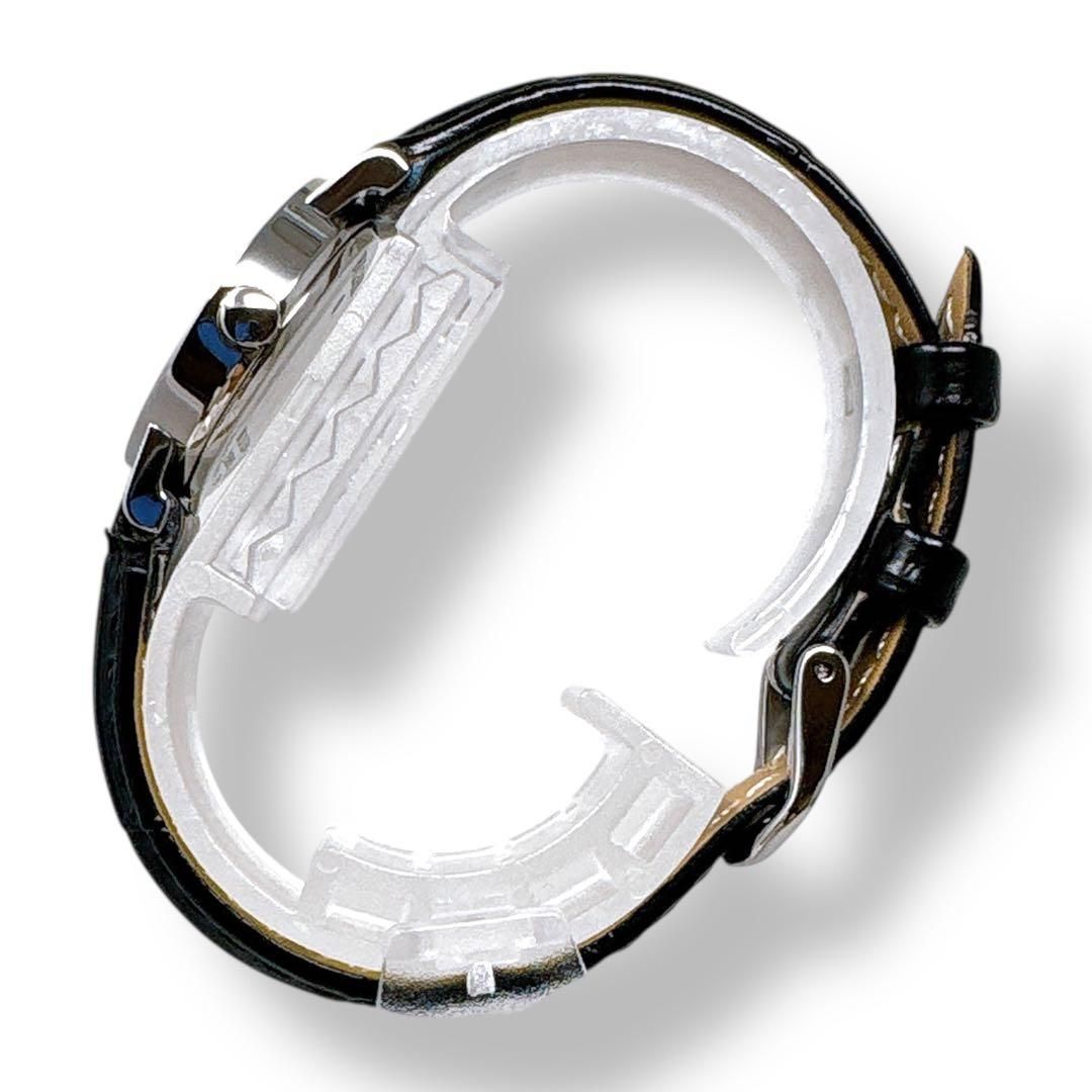 クォーツ ブラック