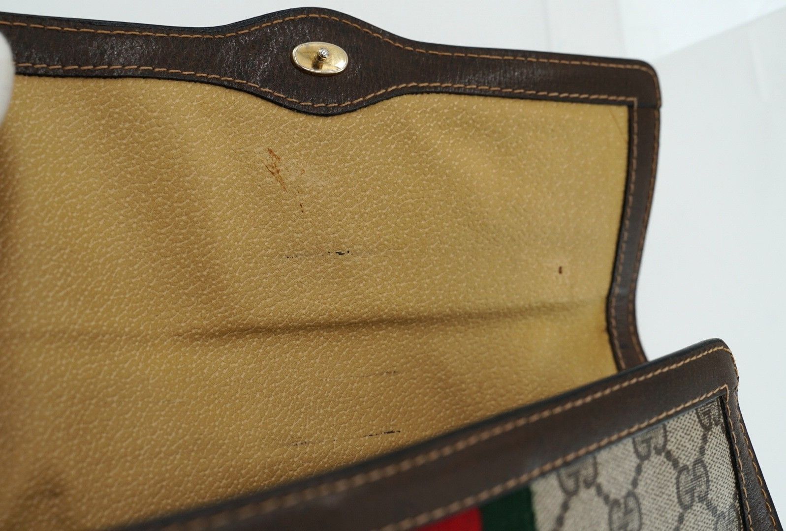 クラッチバッグ