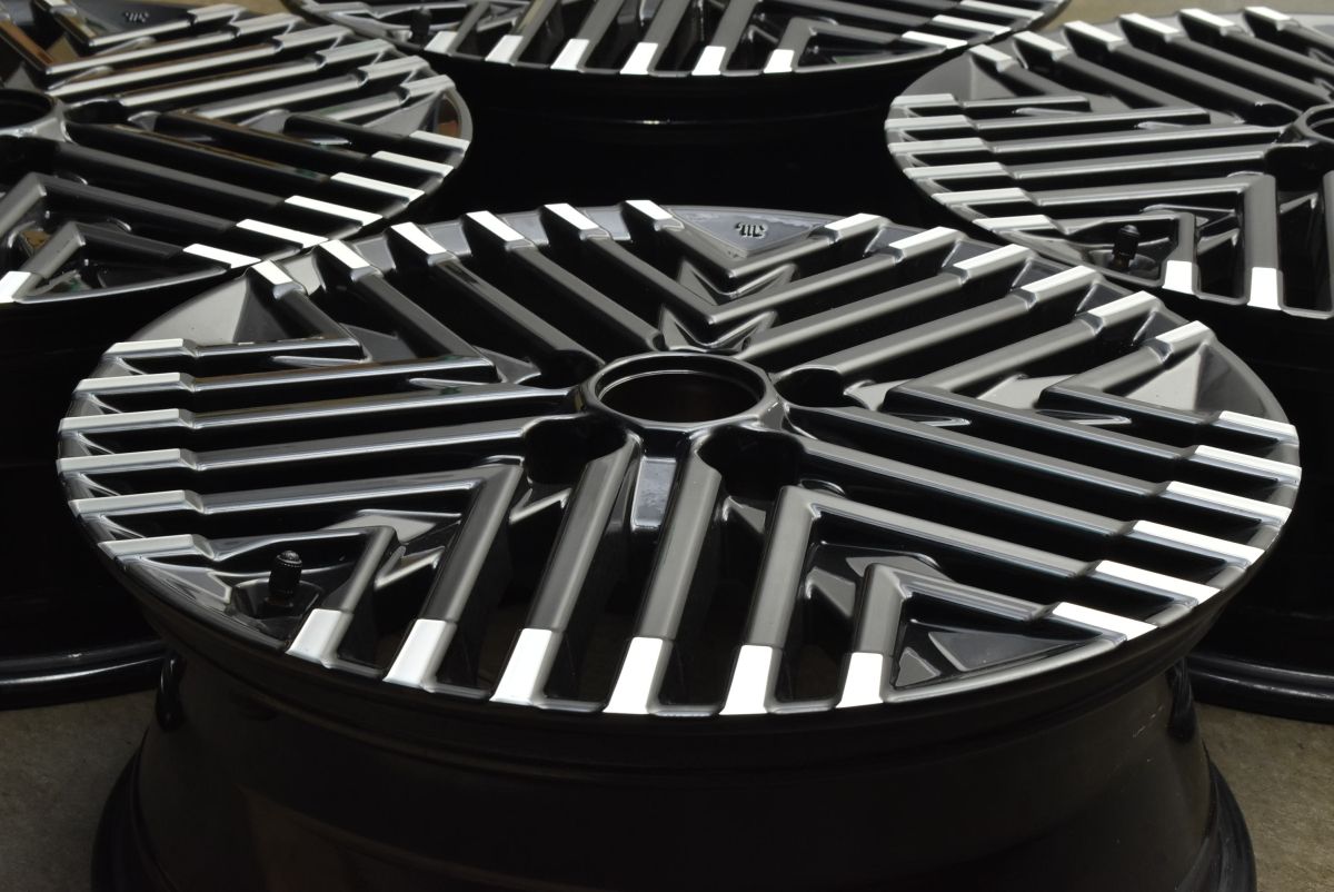 新車外し品 日産 ZE 1 リーフ 17 in 6 5 J 45 PCD 114 3 エクストレイル T 31 30 エルグランド E 51 キックス P 15 流用 交換用