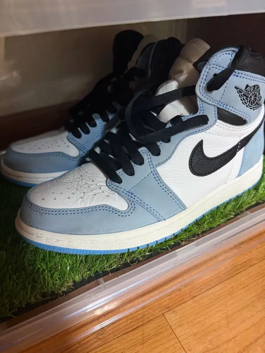 250 ジョーダン1 ハイ ユニバーシティブルー