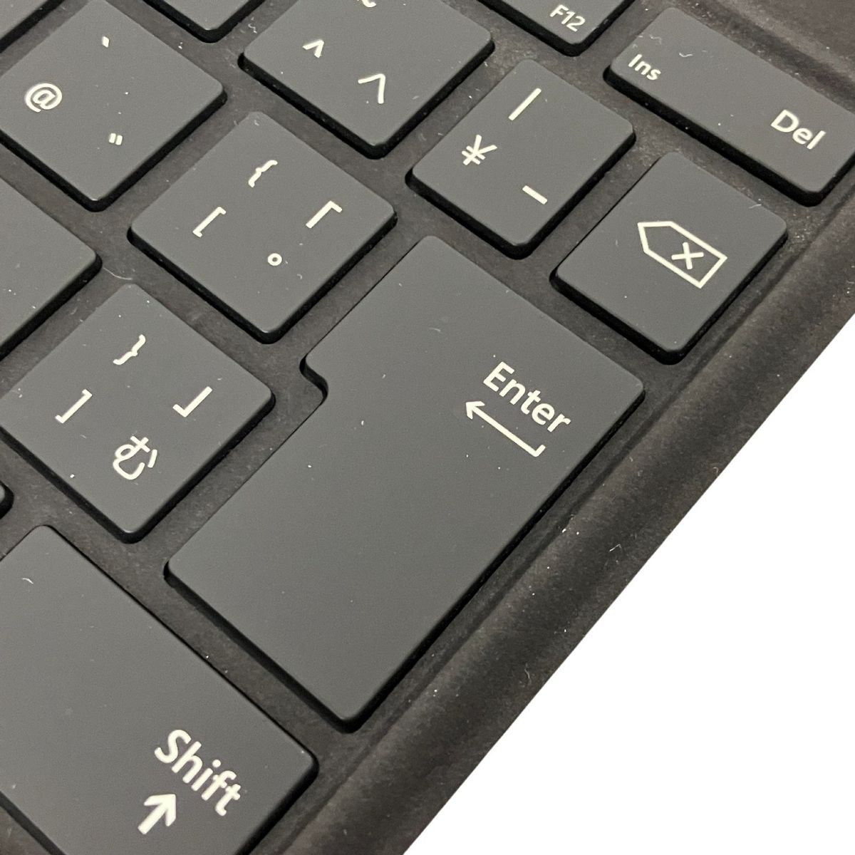 【美品】Microsoft Surface Pro 指紋認証センサー付キーボード Surface Pro Signature キーボード ブラック 8XA-00019 Microsoft
