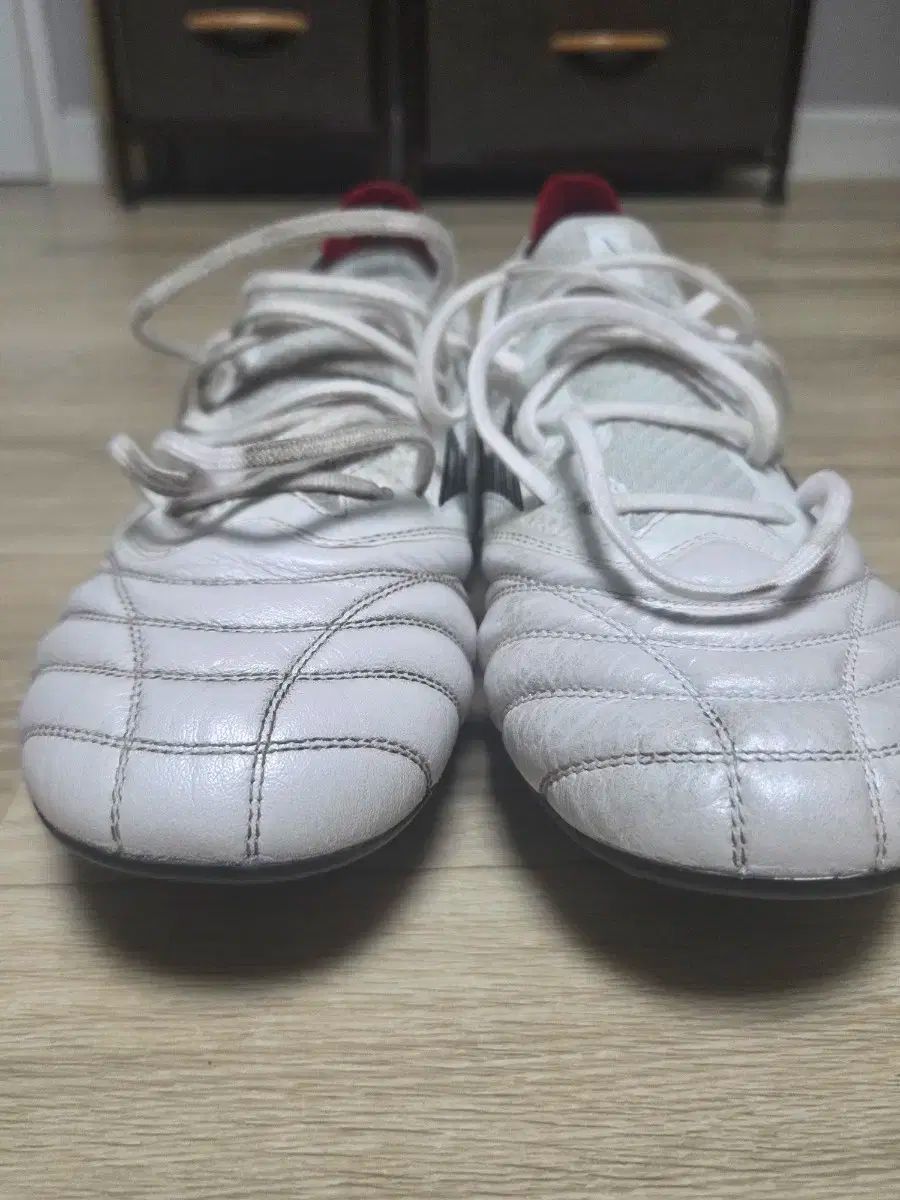 ミズノ モレリア NEO₄ ベータ エリート AG 265 mm