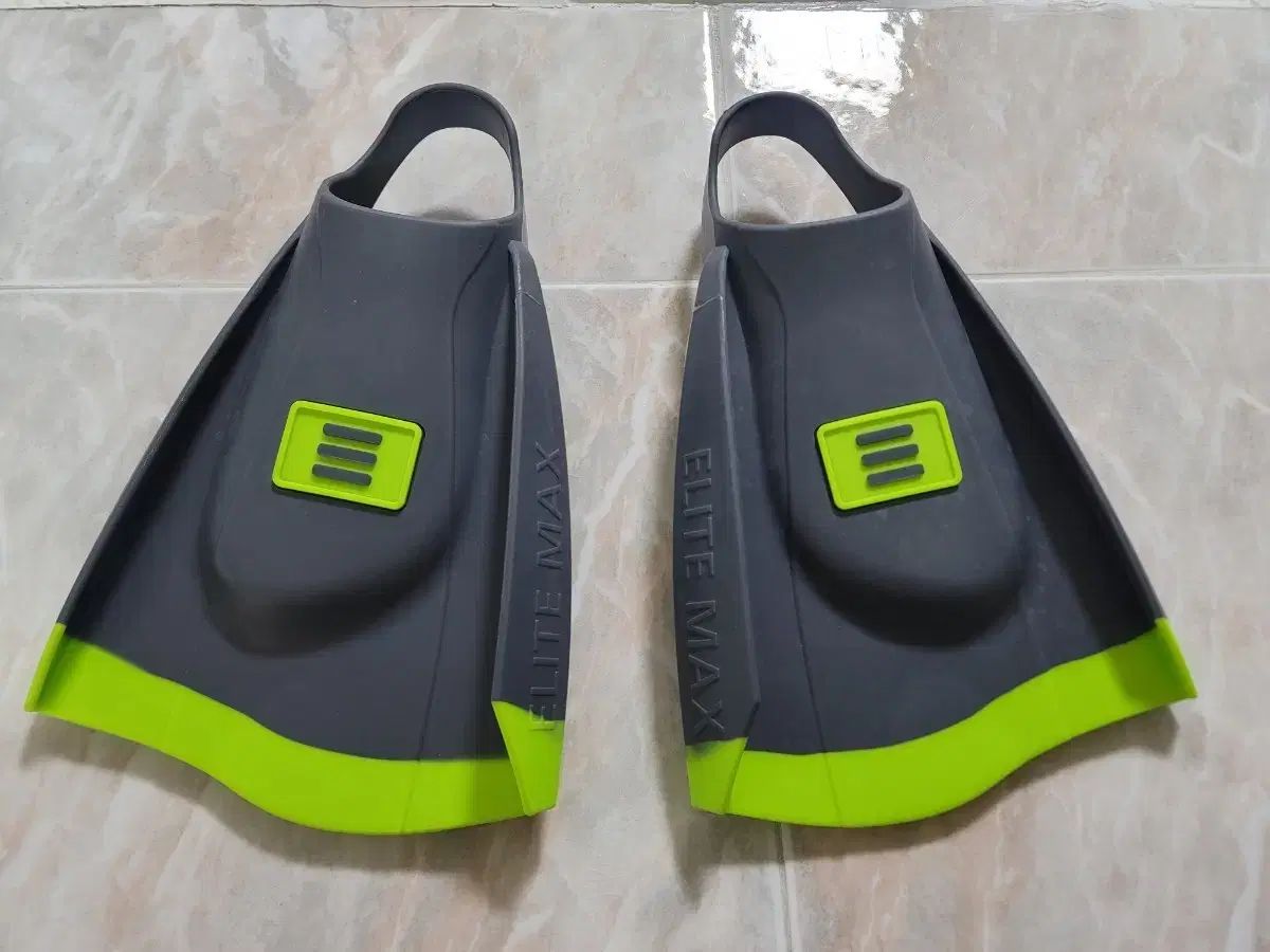 DMC エリート マックス フィン M サイズ