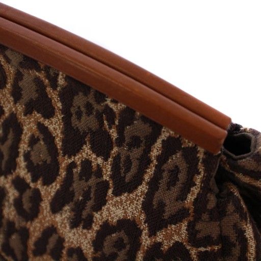 ヒョウ柄 レオパード