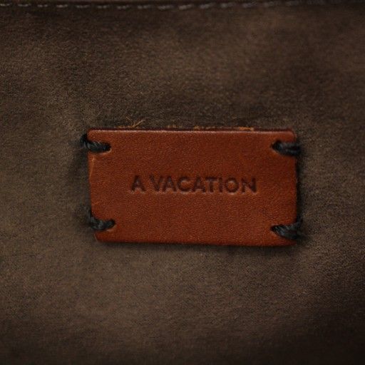 PILLOW クラッチバッグ