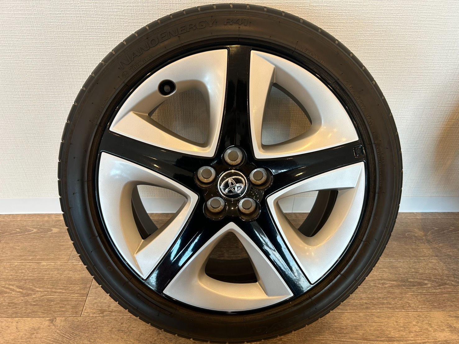 TOYOTA トヨタ プリウス 50系 ツーリング ホイール 215 45 R 17 4本セット