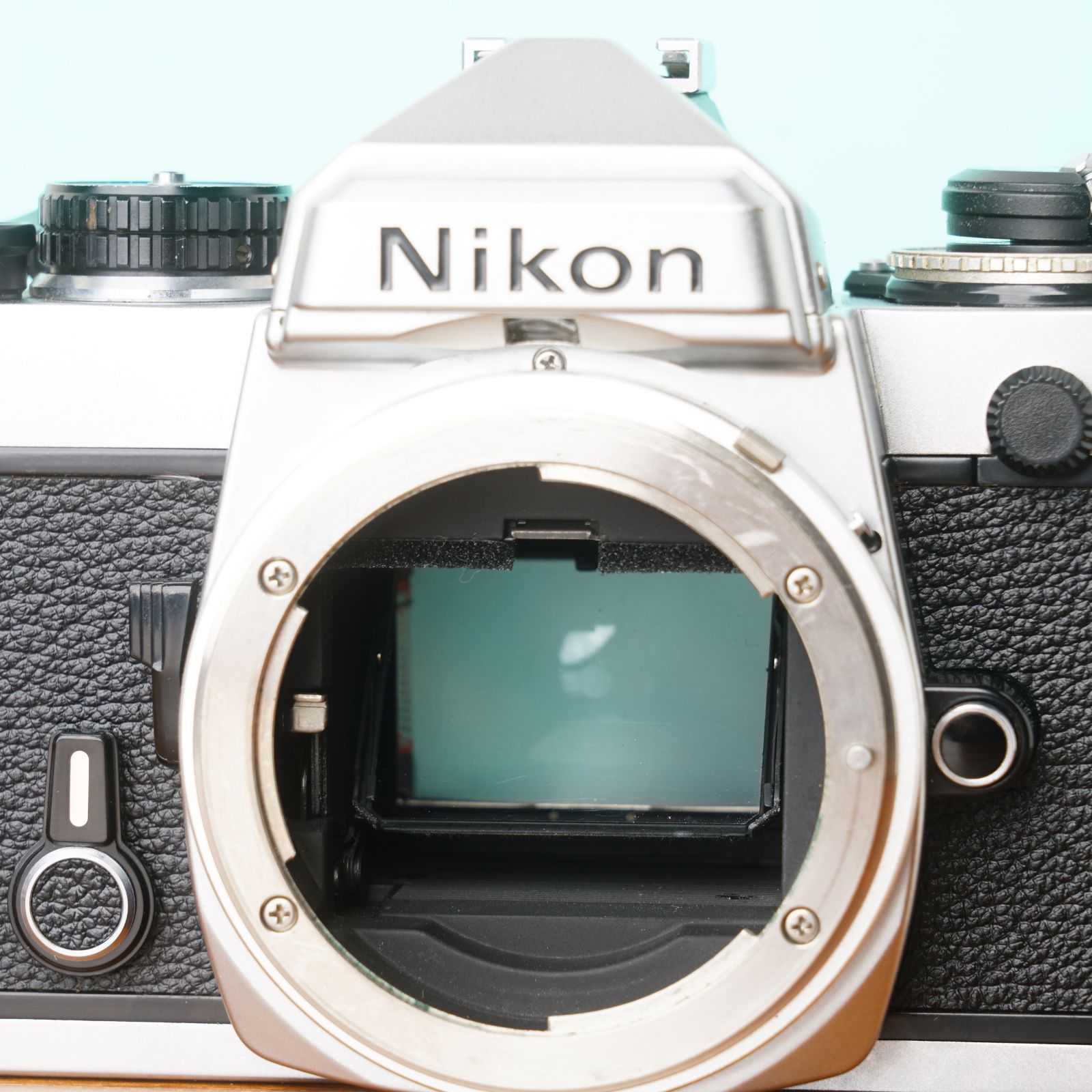 [美品] 完動品◎ニコン FE ボディ フィルムカメラ 防湿庫管理 #86 美品] 完動品◎ニコン FE ボディ フィルムカメラ 防湿庫管理 #68