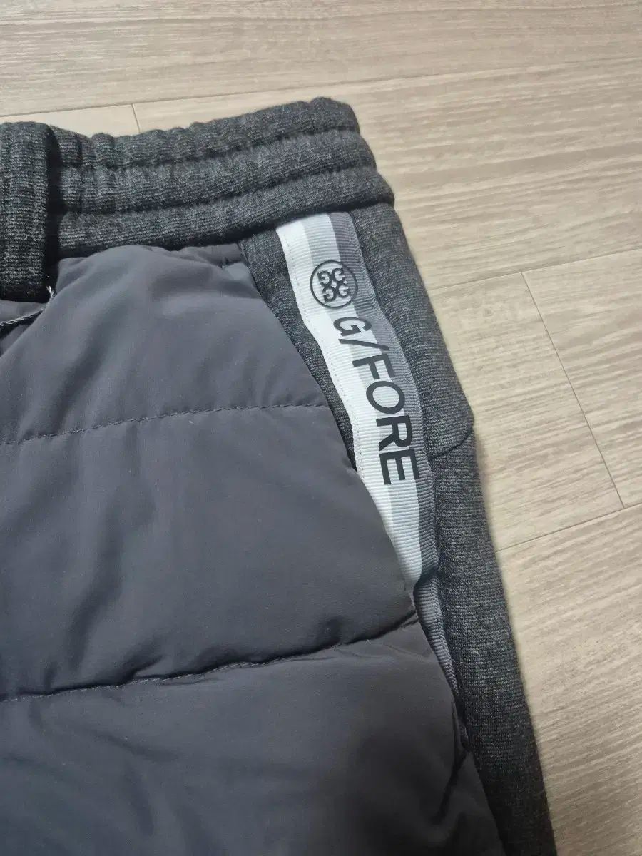 ジーフォア防寒パンツ ゴルフダウンパンツ ゴルフ冬 グースズボン