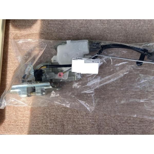 スバル純正 サンバー T12 T22 リアゲート ラッチ ASSY バックドア トランクロックラッチ リヤ TV1 TV2 ディアス キーレス 2002 06〜2012 02