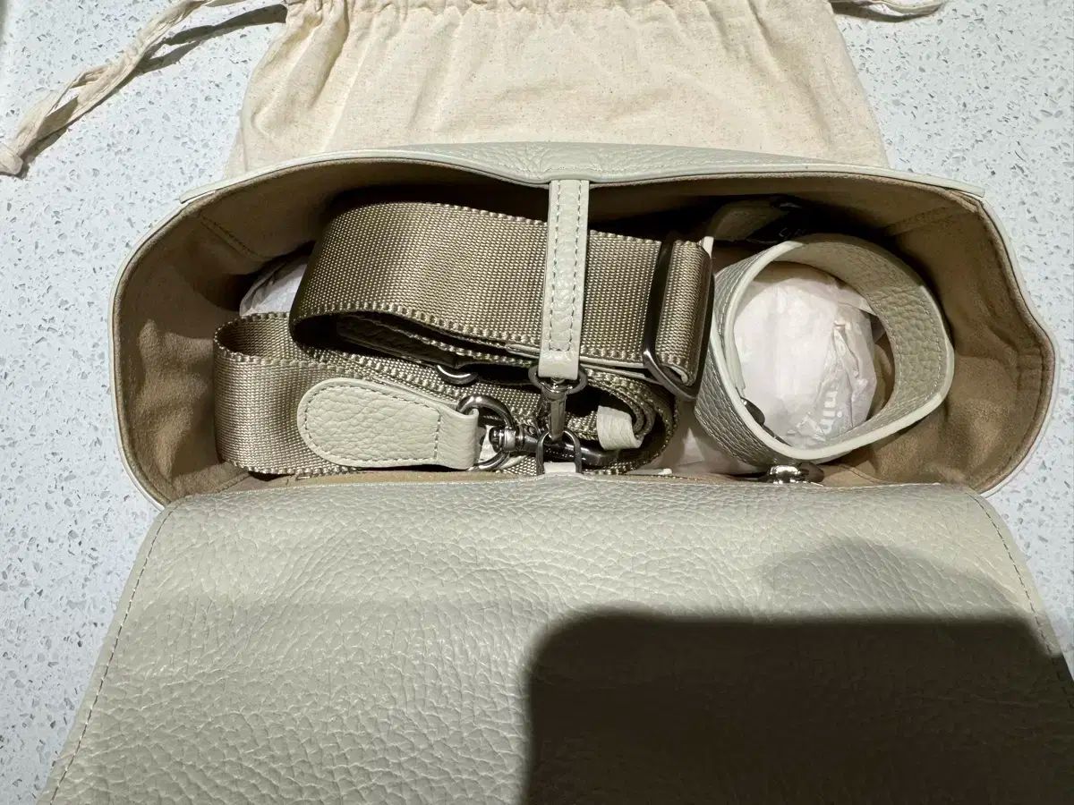  MINITMUTE ミニミュート フェレッティ ミニ アイボリー み メッセンジャーバッグ ショルダーバッグ