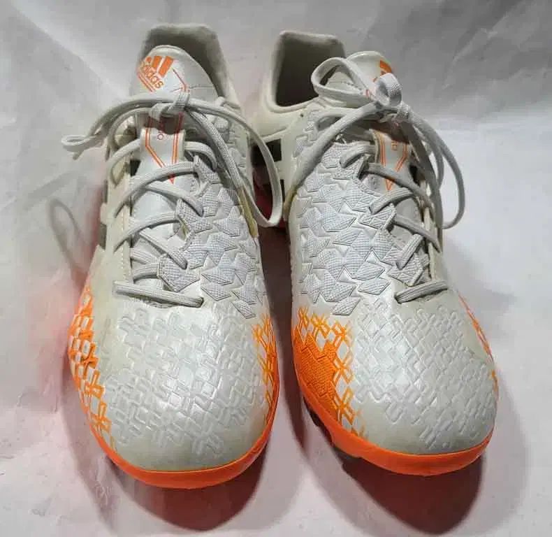 adidas、名スパイク「プレデター」に2026年モデルが登場！新作は