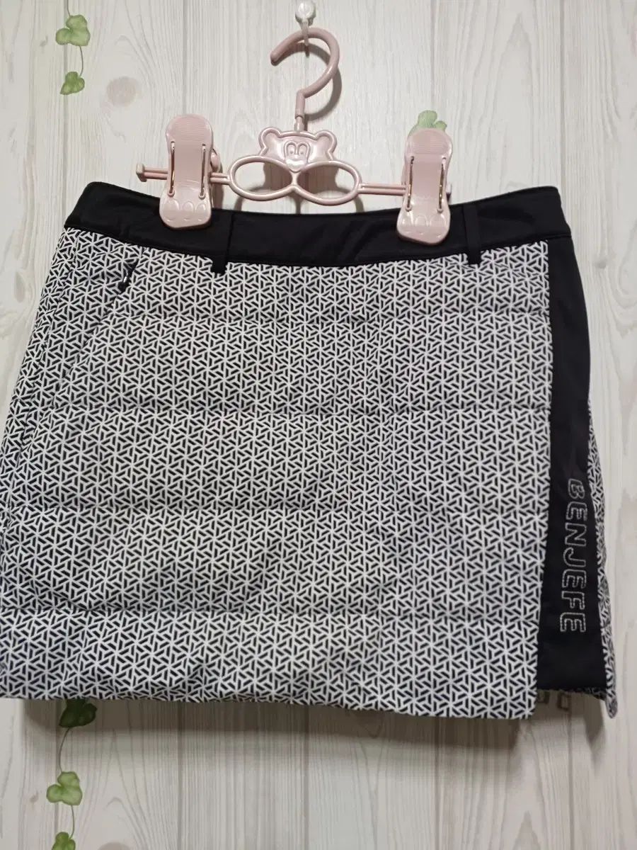 ベンジェフ レディース ダックダウン ダウン ゴルフスカート 67