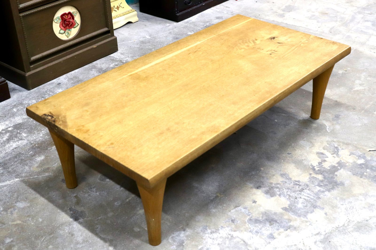 GMIK 612 飛騨産業 HIDA 森のことば センターテーブル リビングテーブル 応接机 オーク無垢材 節入り 佐々木敏光 定価17 7万