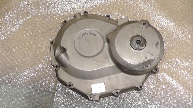 ジェイド の MC 23 クラッチカバー エンジンカバー 右