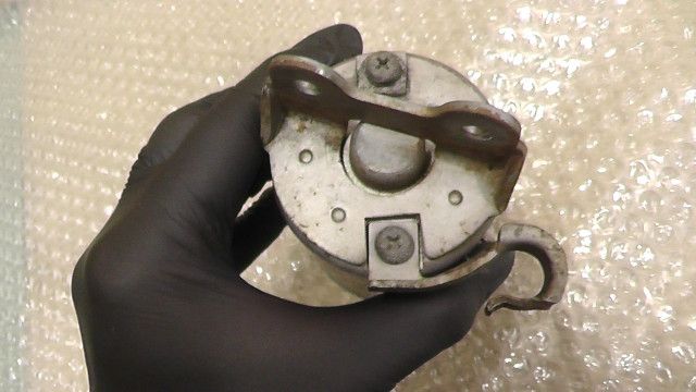 ジェイド　MC23-1003xxx　の　セルモーター *1737515647　中古 ジェイド の MC23-1003xxx オイル ２５０ｃｃのセルモーター分解 スターターモーターのブラシ確認（ホンダ