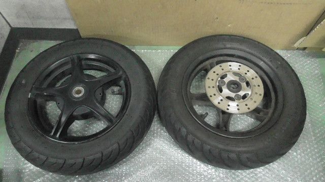 ジョグ FI Deluxe SA 39 J の ホイールセット タイヤ付き