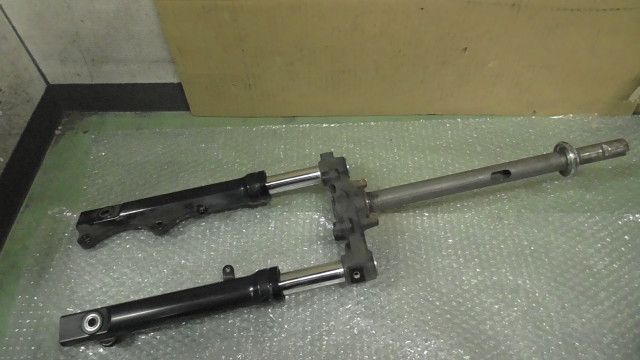 ジョグ FI Deluxe SA 39 J 655 xxx の フロントフォーク