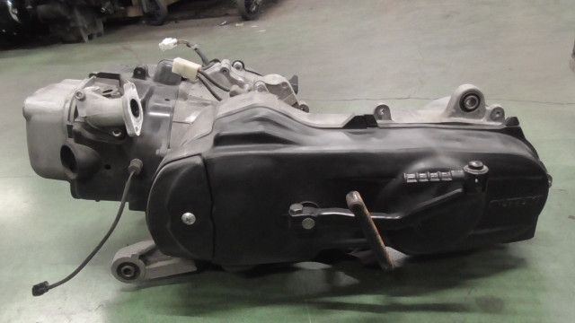 レッツ CA 4 AA 160 xxx の エンジン