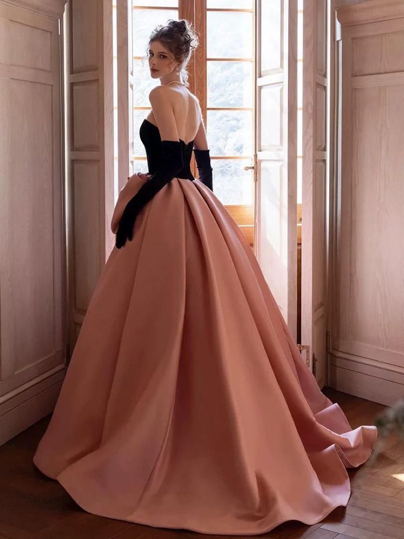 プリンセス気分 ロングドレス パーティー用 大きなリボンの華やかスタイル