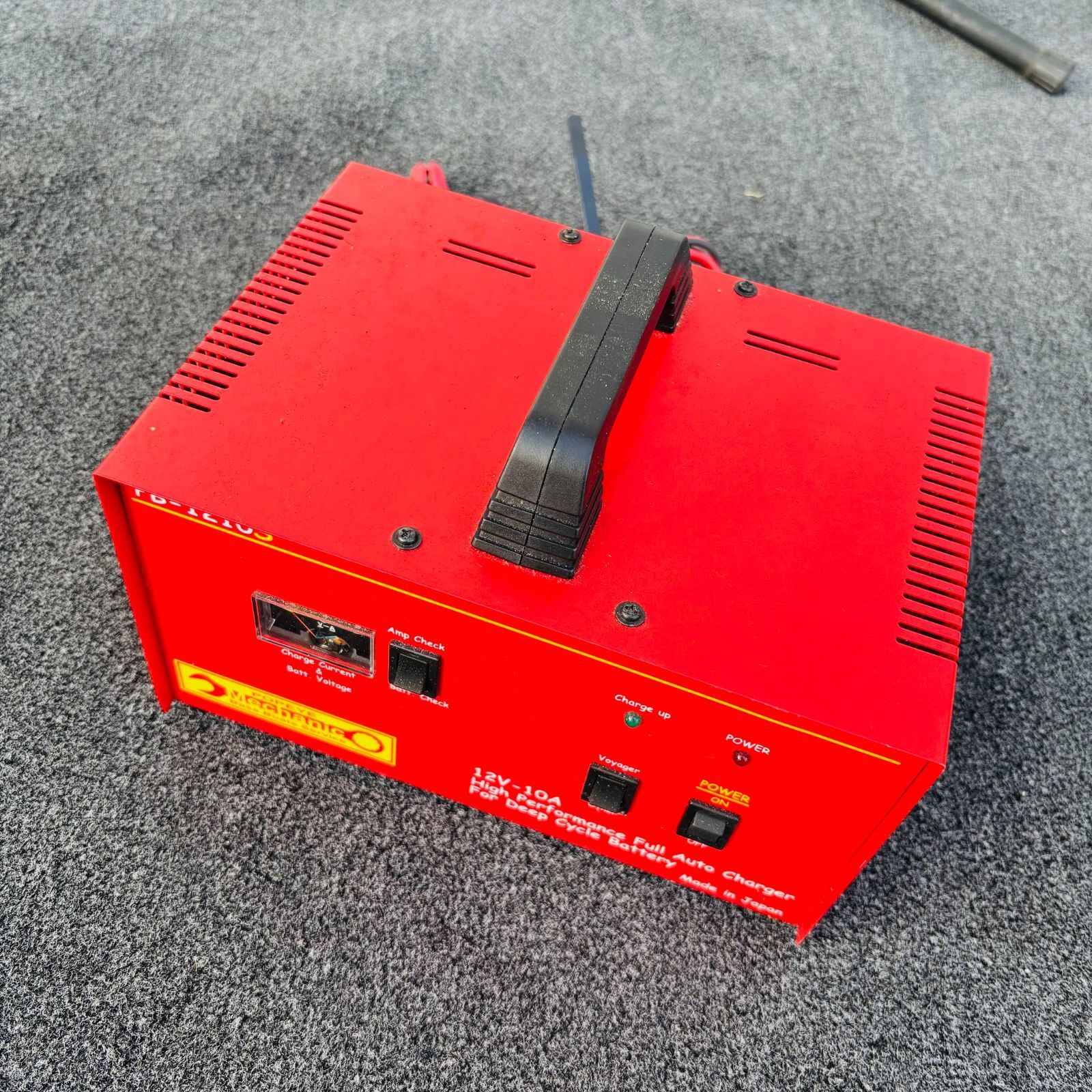 ポパイ バッテリーチャージャー PB-1210S エレキ 12V 充電器 卸売