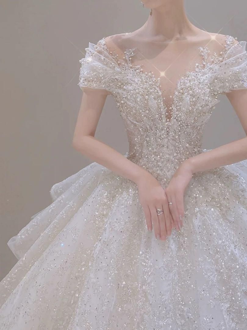 ウェディングドレス