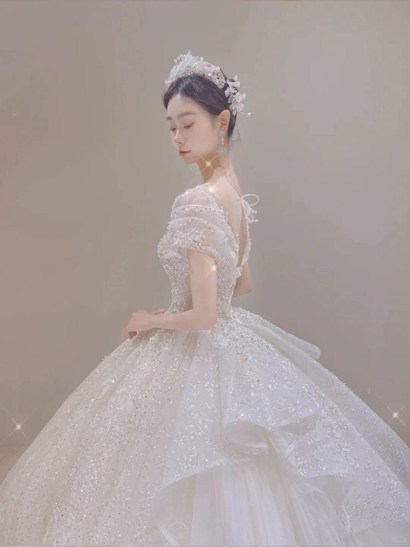 ウェディングドレス