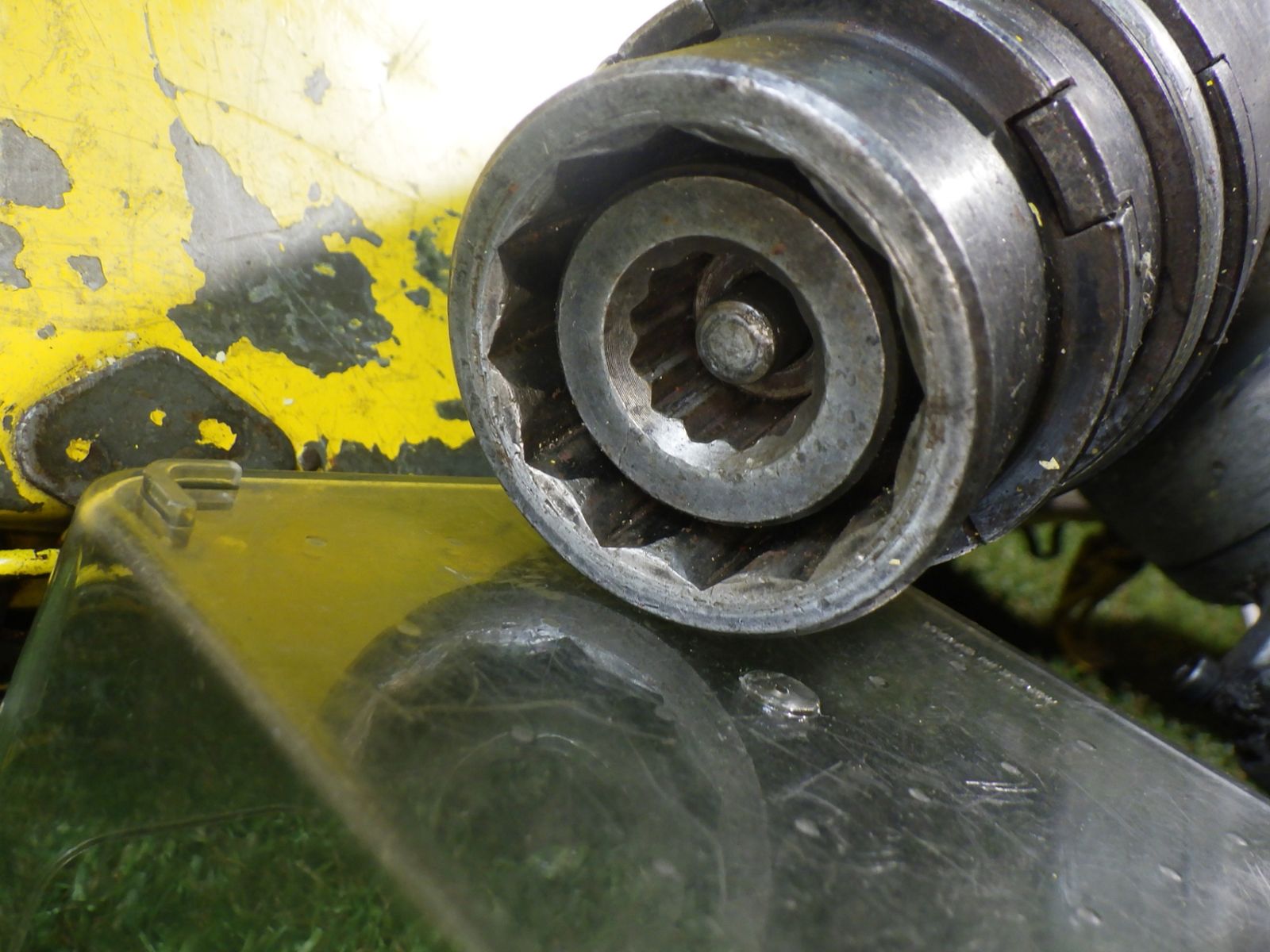 電動シャーレンチ