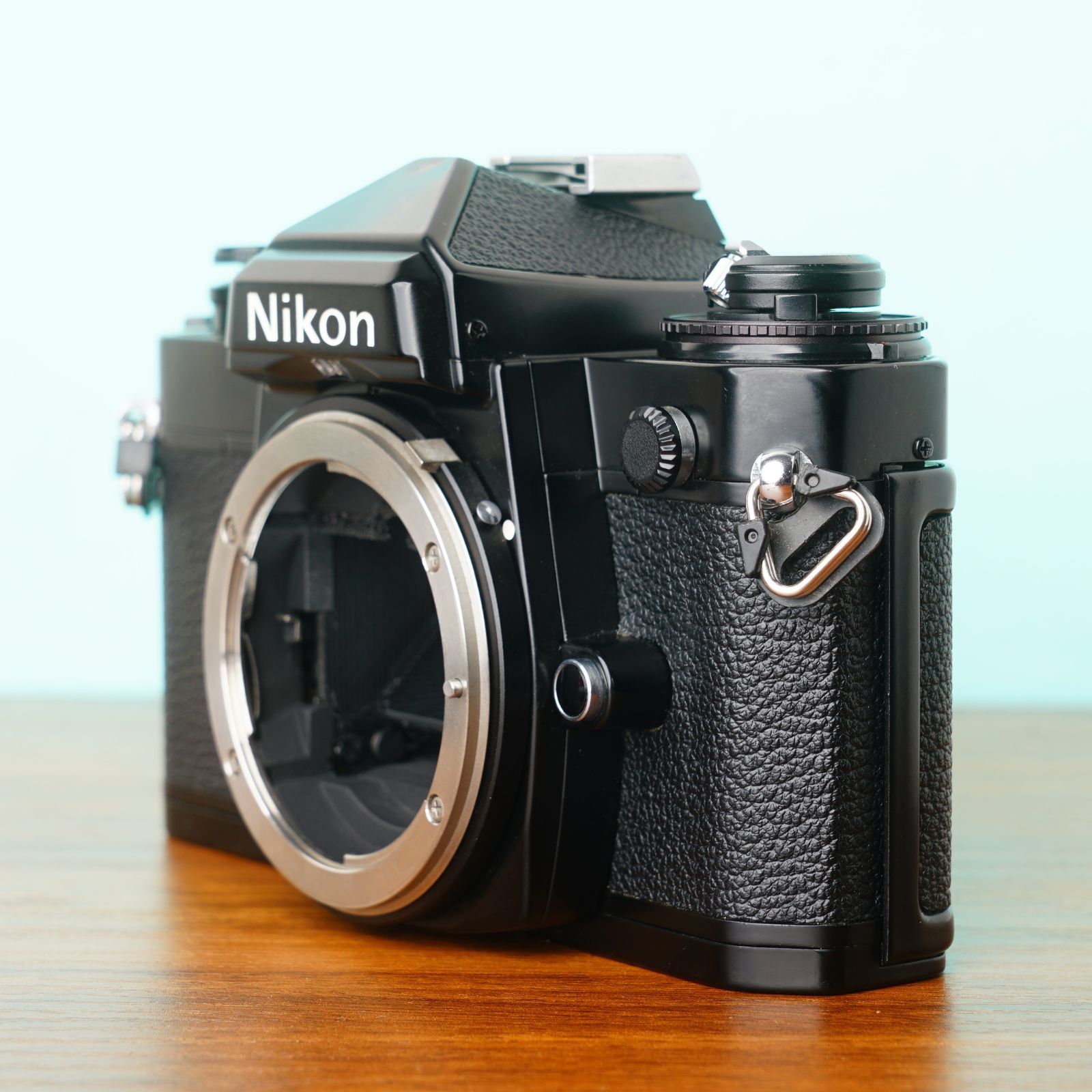 完動品 ニコン FE ボディ ブラック フィルムカメラ 防湿庫管理 647