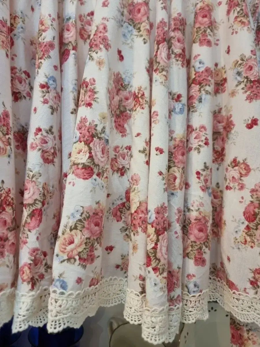 フローラル レース