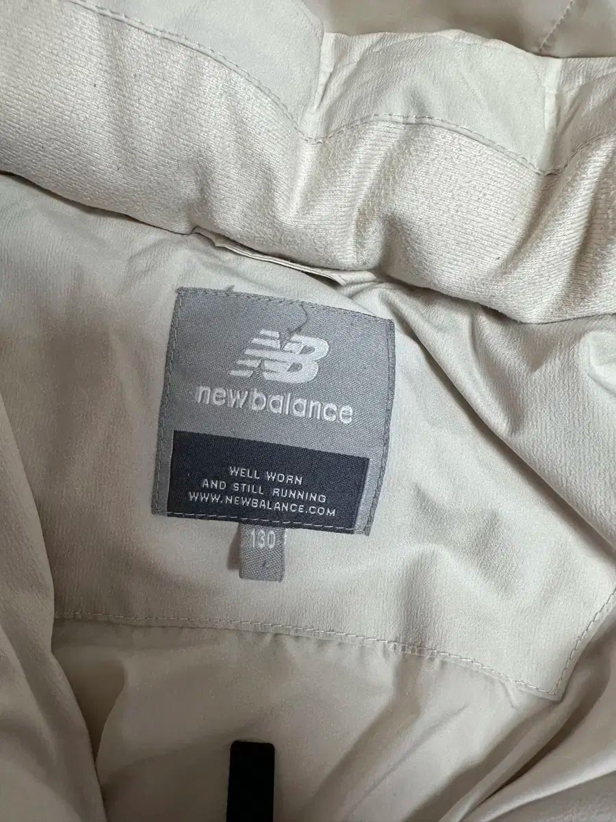 ニュー ンス レディース 女の子 ダウンジャケット ロング丈 130 アイボリー